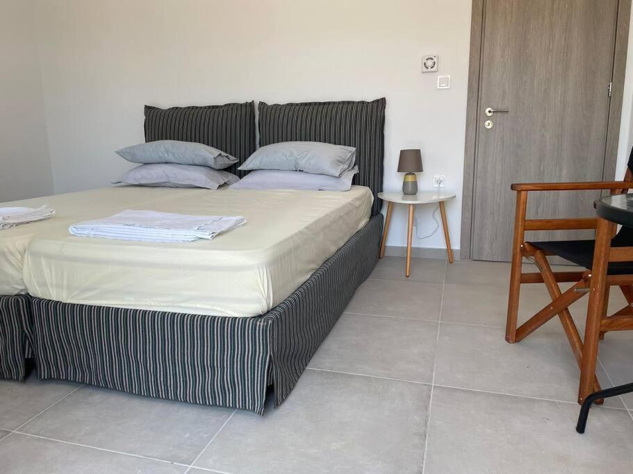 Souvala /Aegina. Excellent Location Luxury Villa. Vathí Exteriör bild